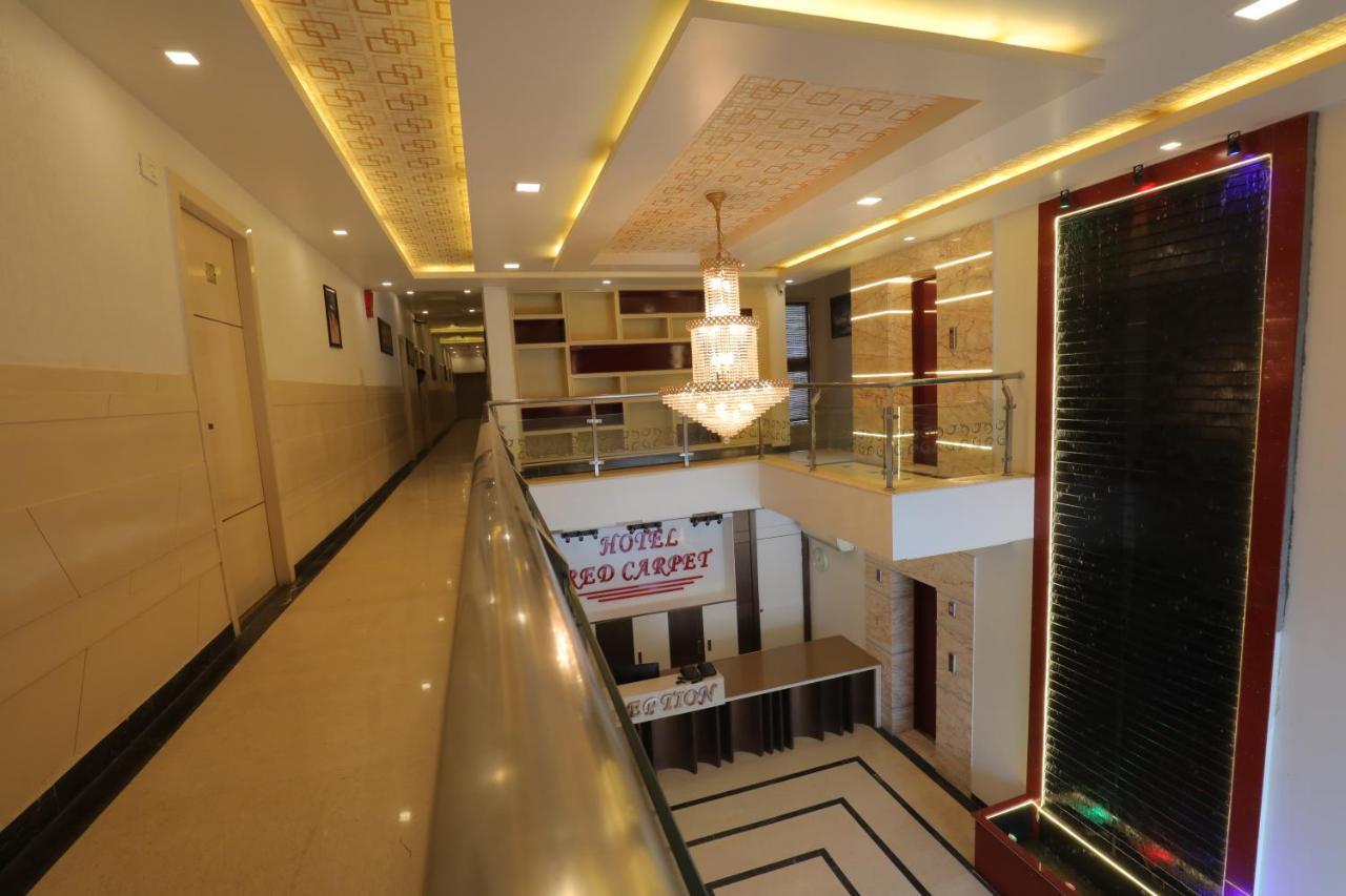 Hotel Sahib'S Red Carpet - Family & Corporate Hotel Chain Agra  Eksteriør billede